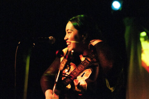 Cue the Queers – An Open Mic